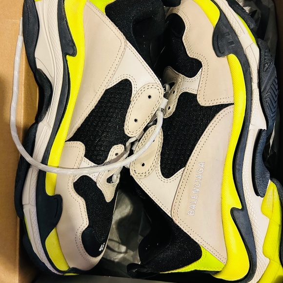 New Balenciaga sneakers